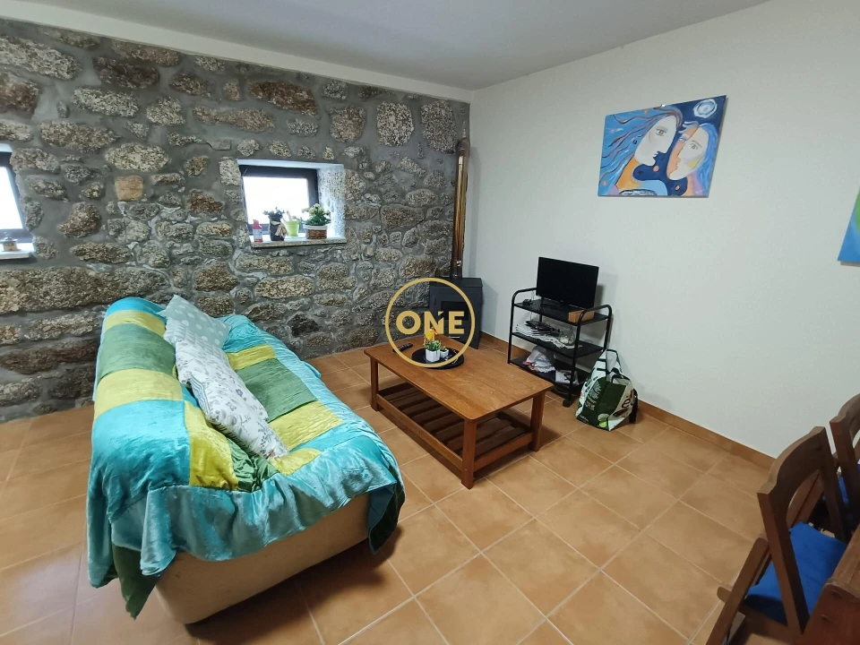 Moradia T2 para Venda em Cibões e Brufe Foto 6