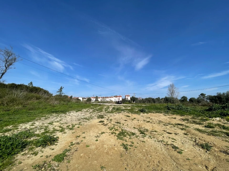 Terreno para Venda em Serra e Junceira Foto 5