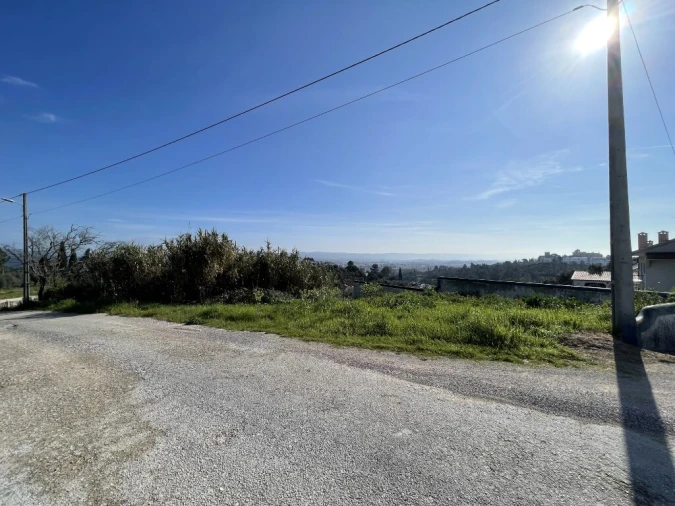 Terreno para Venda em Serra e Junceira Foto 10