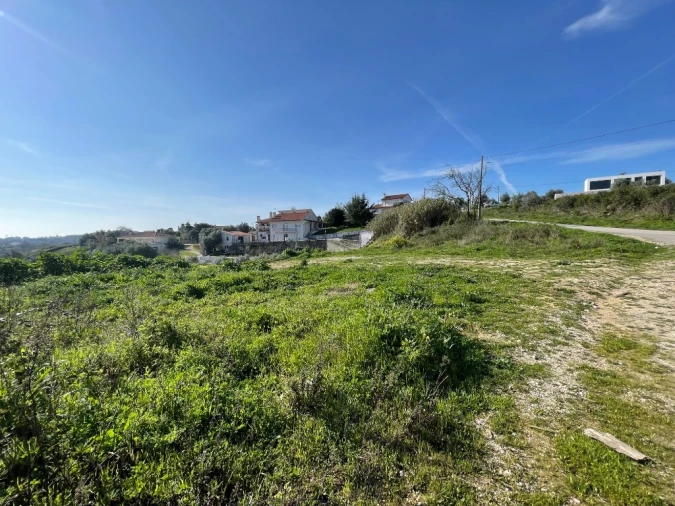 Terreno para Venda em Serra e Junceira Foto 3