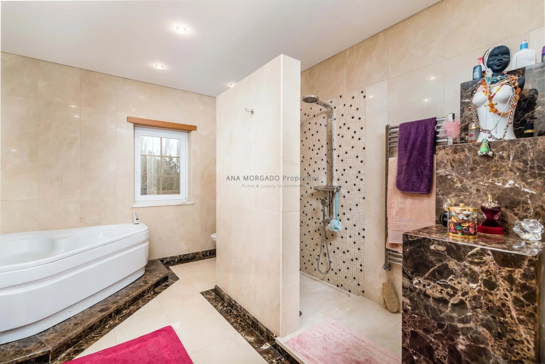 Moradia T5 para Venda em Agualva e Mira-Sintra Foto 59