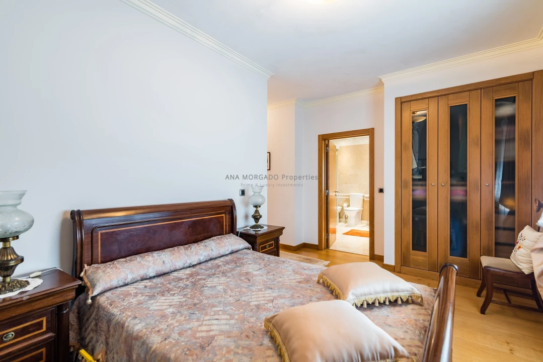 Moradia T5 para Venda em Agualva e Mira-Sintra Foto 29