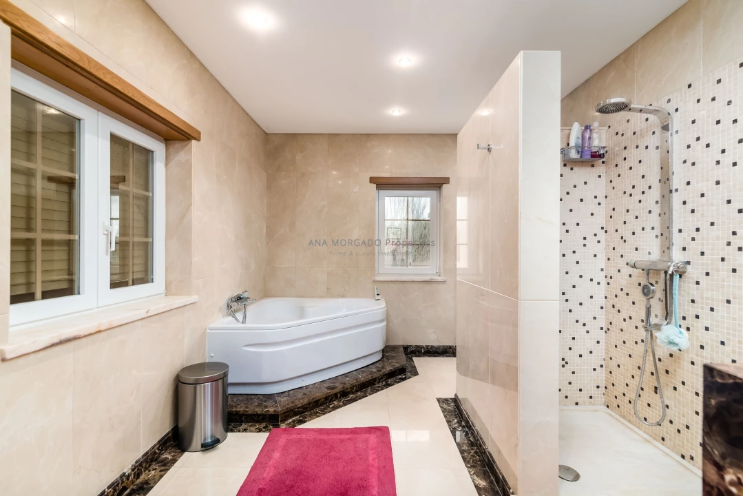 Moradia T5 para Venda em Agualva e Mira-Sintra Foto 58