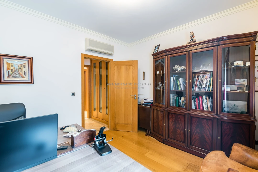 Moradia T5 para Venda em Agualva e Mira-Sintra Foto 26