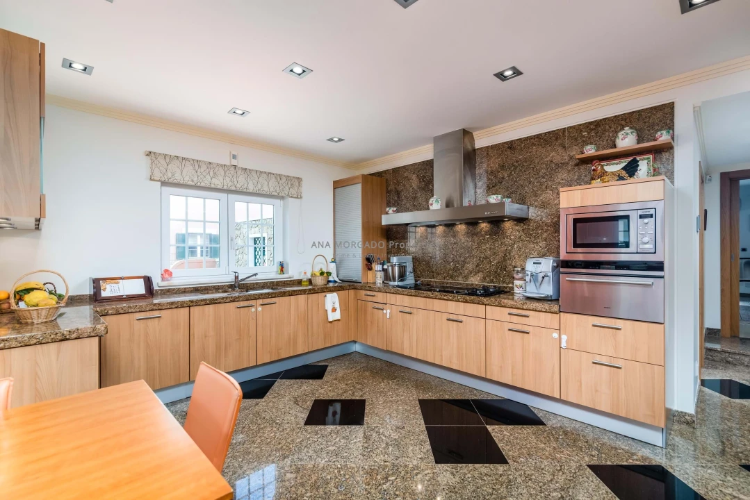 Moradia T5 para Venda em Agualva e Mira-Sintra Foto 23