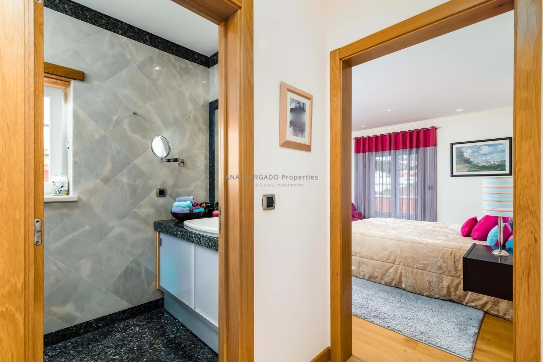 Moradia T5 para Venda em Agualva e Mira-Sintra Foto 36