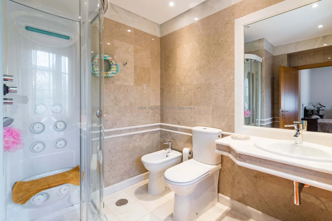 Moradia T5 para Venda em Agualva e Mira-Sintra Foto 31