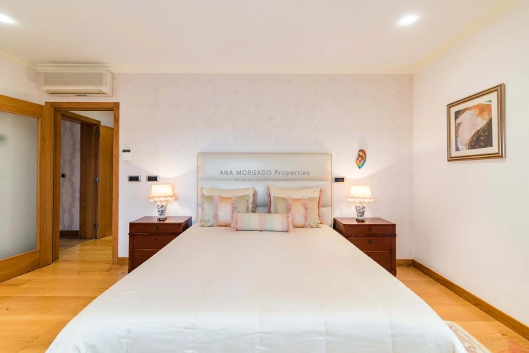 Moradia T5 para Venda em Agualva e Mira-Sintra Foto 55