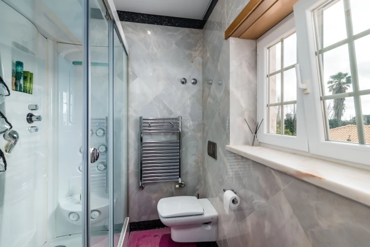 Moradia T5 para Venda em Agualva e Mira-Sintra Foto 42