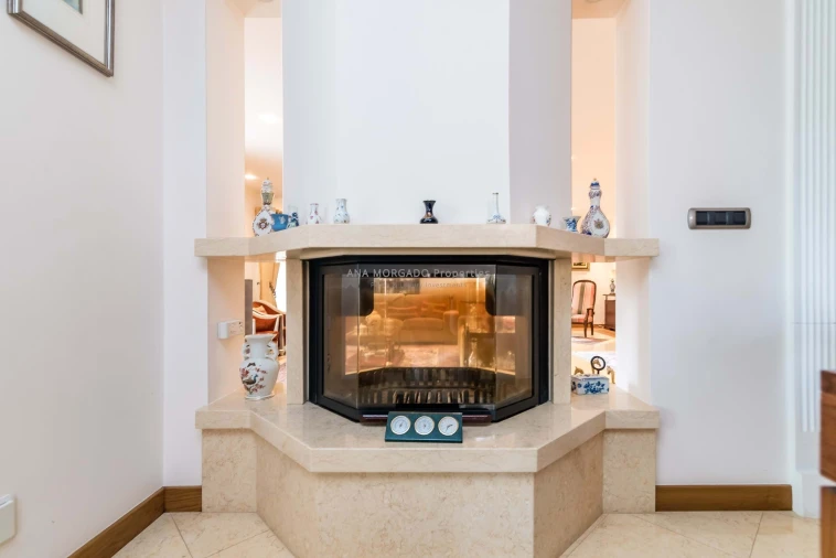 Moradia T5 para Venda em Agualva e Mira-Sintra Foto 13