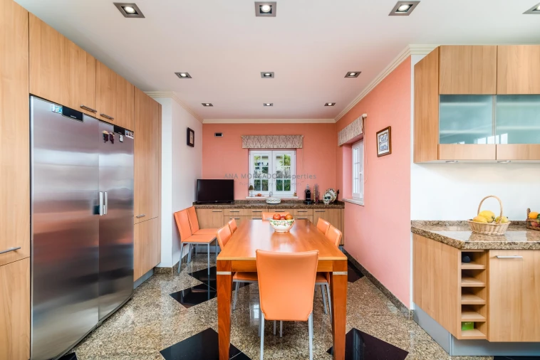 Moradia T5 para Venda em Agualva e Mira-Sintra Foto 22