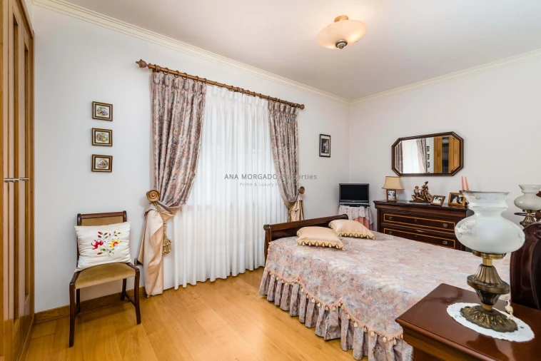 Moradia T5 para Venda em Agualva e Mira-Sintra Foto 28