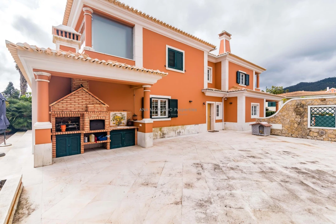 Moradia T5 para Venda em Agualva e Mira-Sintra Foto 94