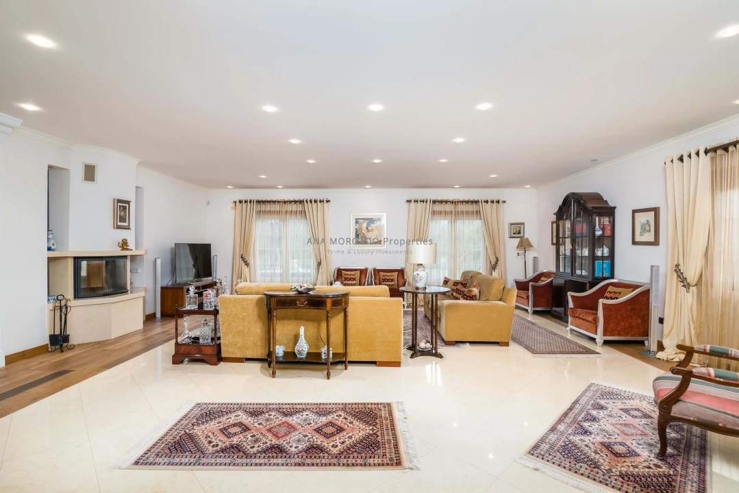 Moradia T5 para Venda em Agualva e Mira-Sintra Foto 8