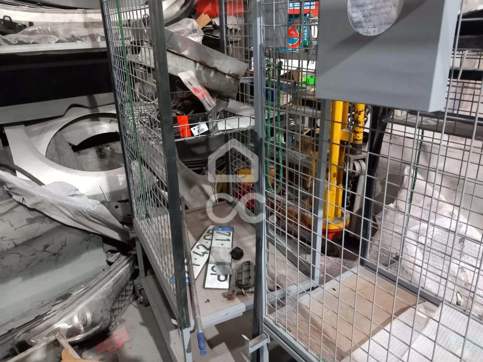 Armazém para Trespasse em Cidade da Maia Foto 17