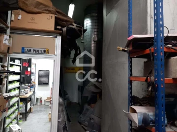 Armazém para Trespasse em Cidade da Maia