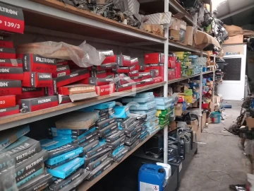 Armazém para Trespasse em Cidade da Maia