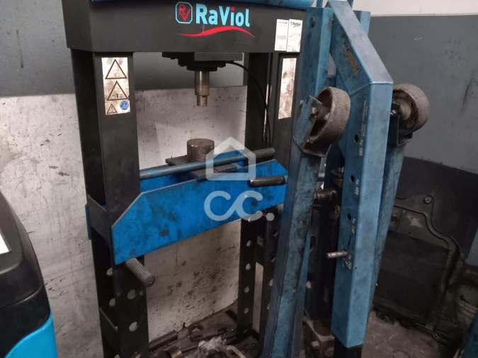 Armazém para Trespasse em Cidade da Maia Foto 10