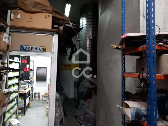 Armazém para Trespasse em Cidade da Maia Foto 23