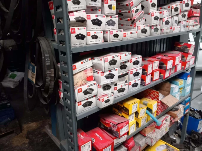 Armazém para Trespasse em Cidade da Maia Foto 14