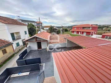 Moradia T3 para Venda em Caldas da Rainha - Santo Onofre e Serra do Bouro