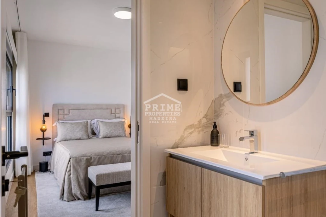 Apartamento T5 para Venda em São Martinho Foto 17