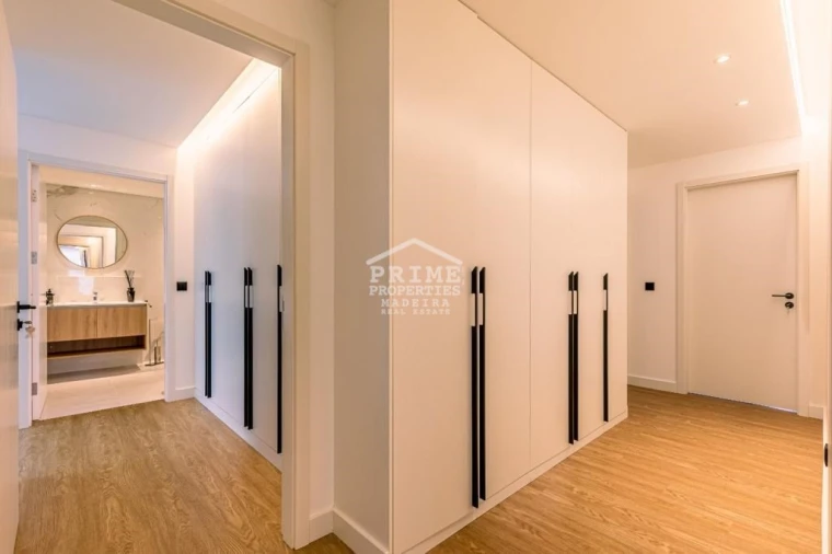 Apartamento T5 para Venda em São Martinho Foto 26