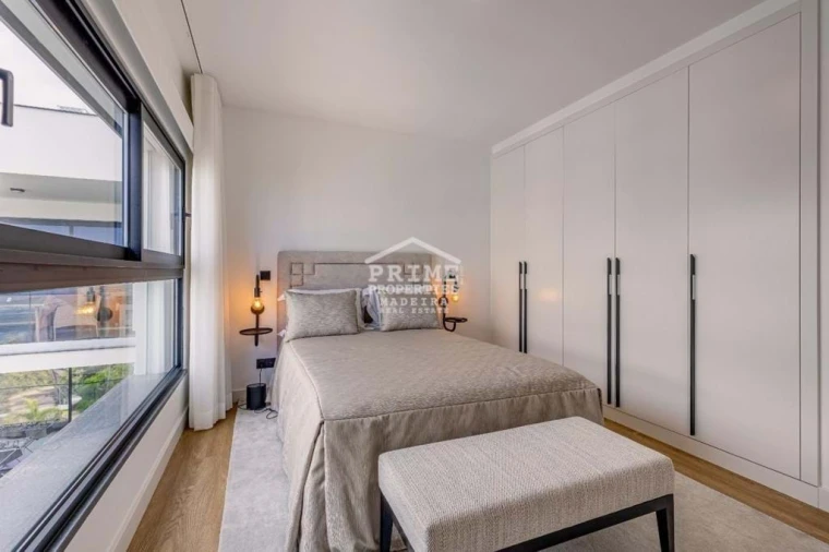 Apartamento T5 para Venda em São Martinho Foto 14