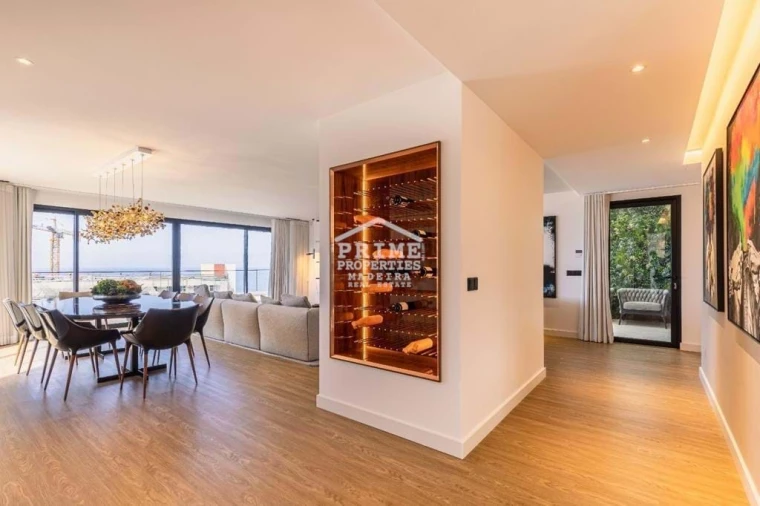 Apartamento T5 para Venda em São Martinho Foto 9