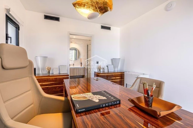 Apartamento T5 para Venda em São Martinho Foto 28