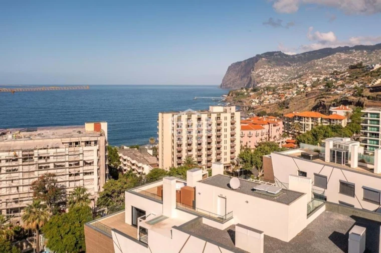 Apartamento T5 para Venda em São Martinho Foto 44
