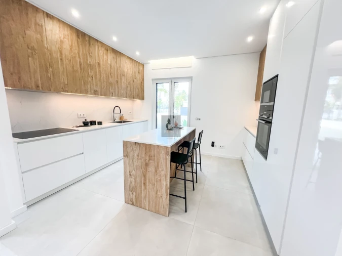 Moradia T3 para Venda em Quarteira Foto 58