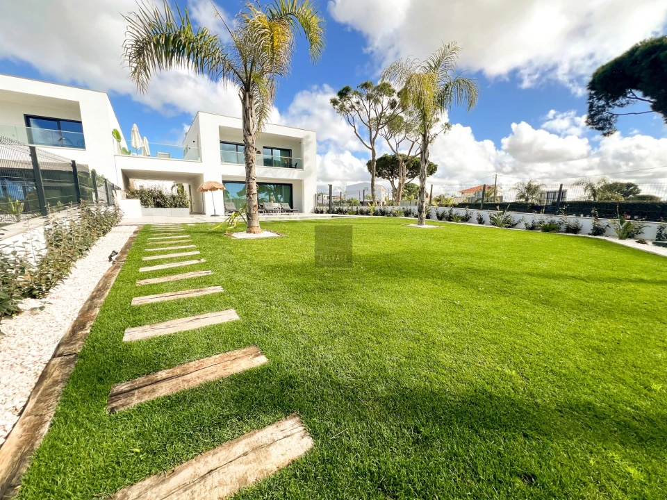 Moradia T3 para Venda em Quarteira Foto 80