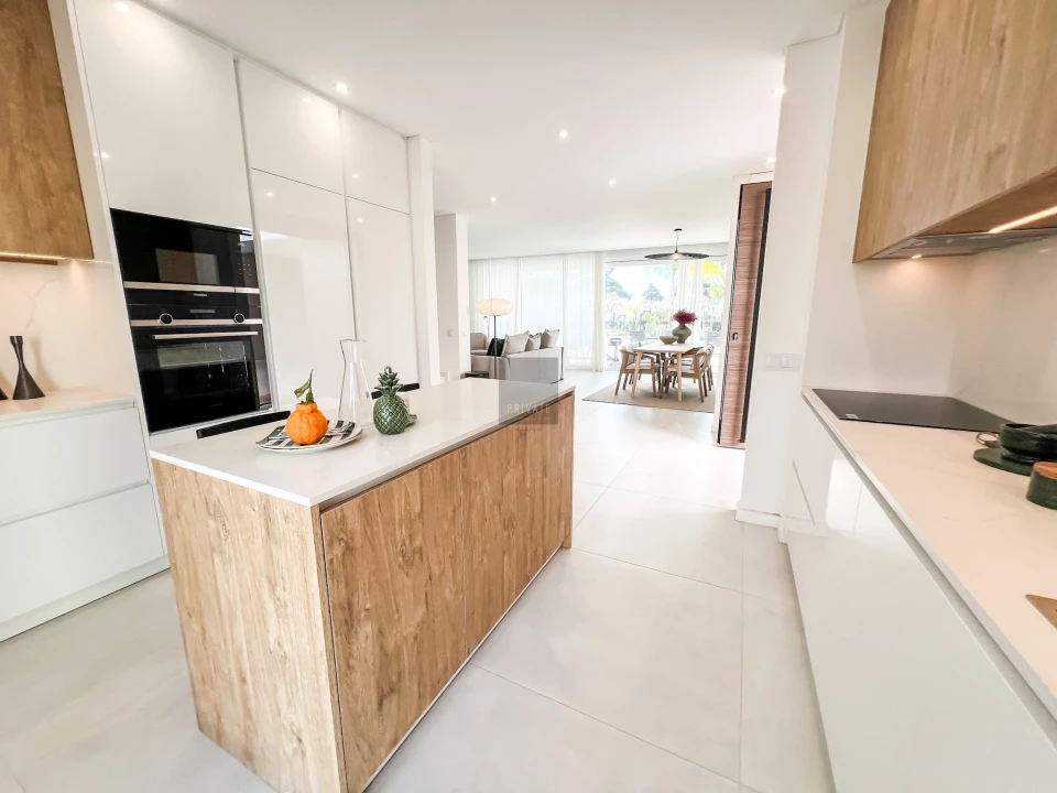 Moradia T3 para Venda em Quarteira Foto 68