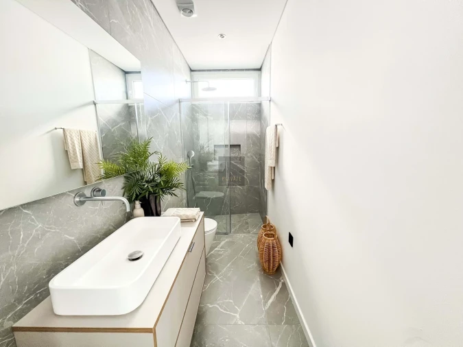 Moradia T3 para Venda em Quarteira Foto 39