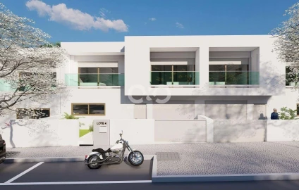 Moradia T3 para Venda em Luz