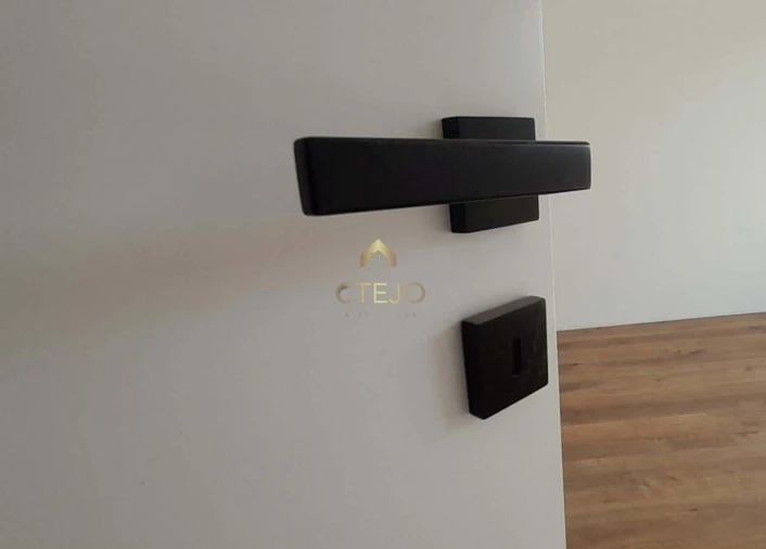 Moradia T4 para Venda em Vialonga Foto 19