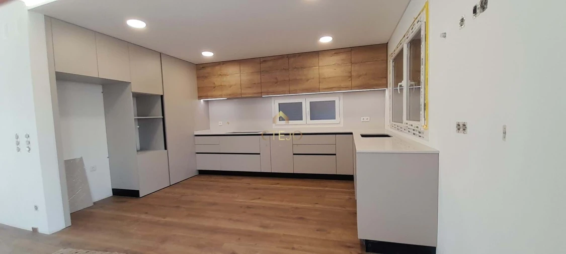 Moradia T4 para Venda em Vialonga