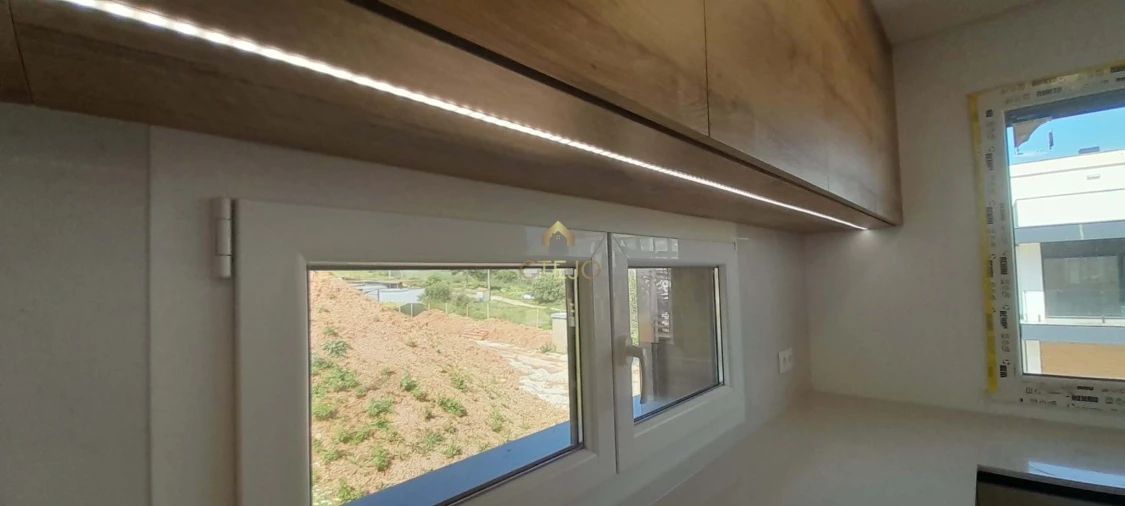 Moradia T4 para Venda em Vialonga Foto 6