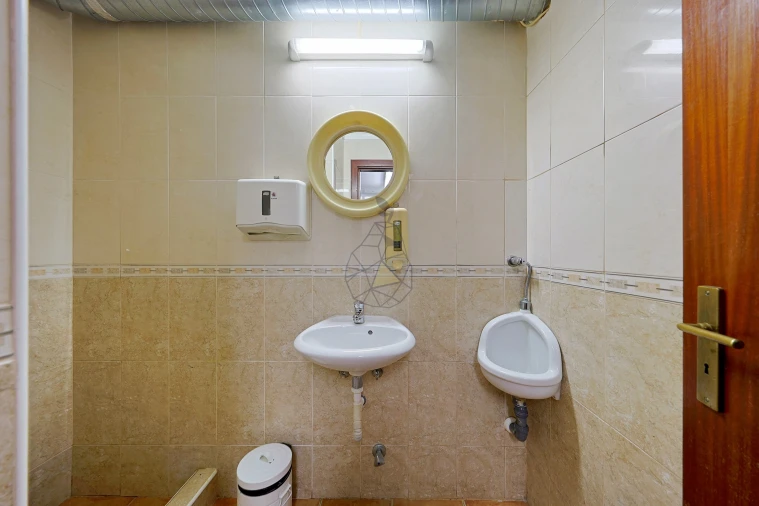 Negócio para Venda em Alvor Foto 16