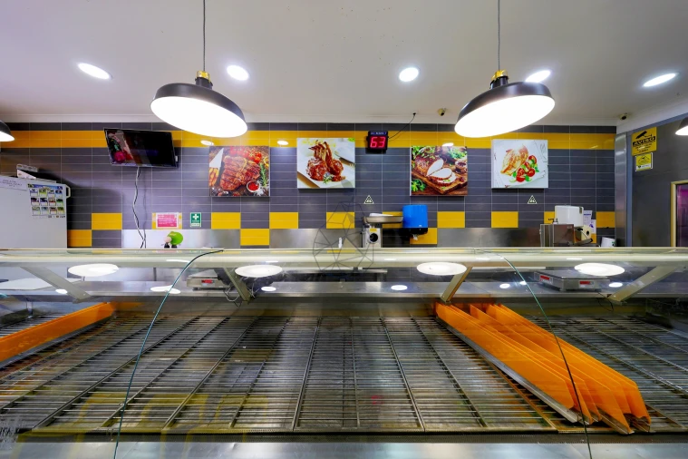 Negócio para Venda em Alvor Foto 6