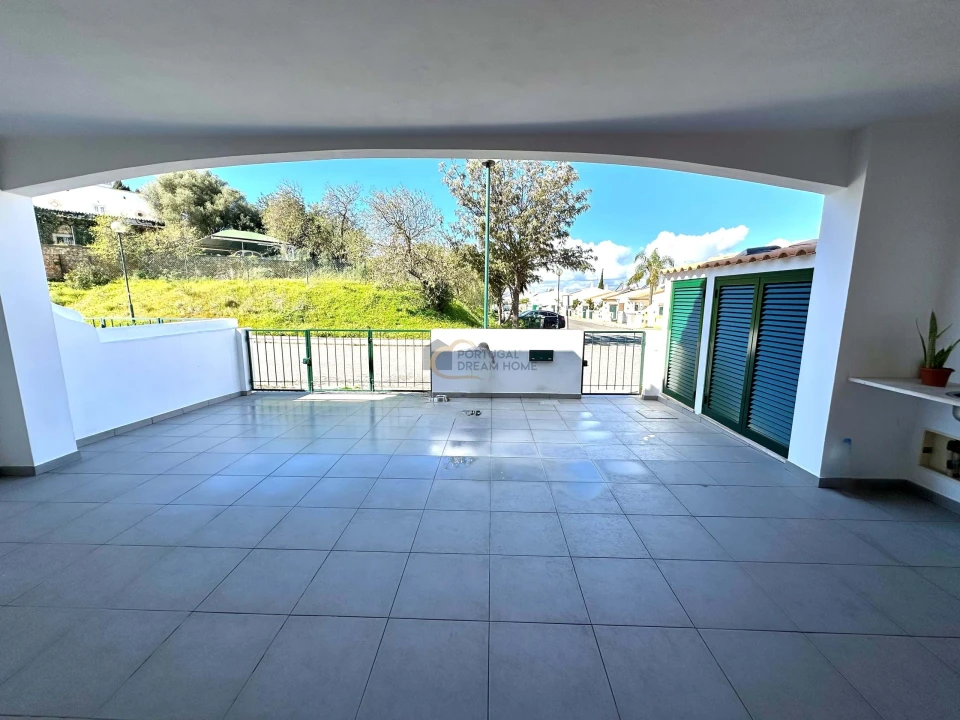 Moradia T3 para Venda em Albufeira e Olhos de Água Foto 14