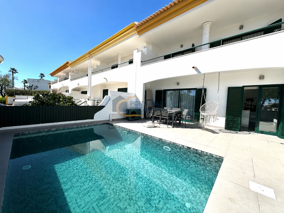 Moradia T3 para Venda em Albufeira e Olhos de Água Foto 1