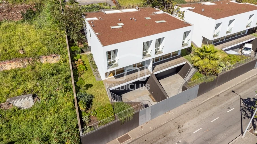 Moradia T3 para Venda em São Martinho Foto 3