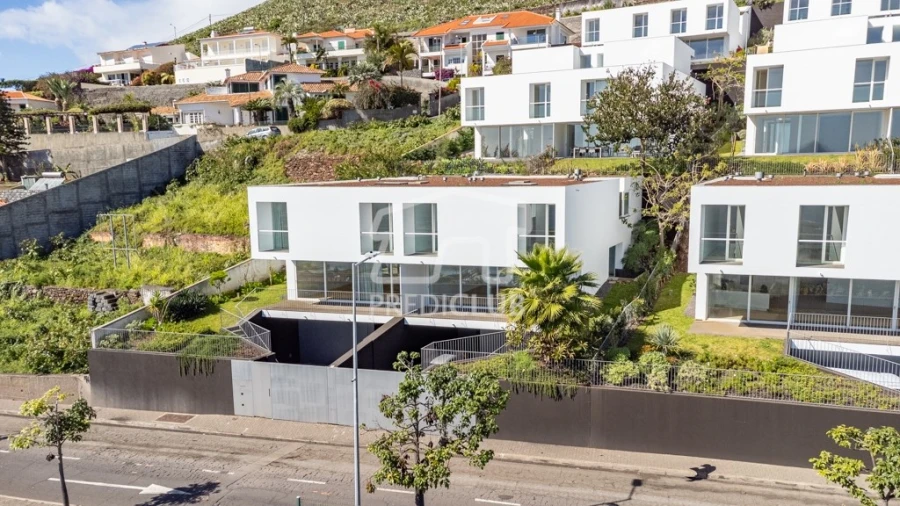 Moradia T3 para Venda em São Martinho Foto 2