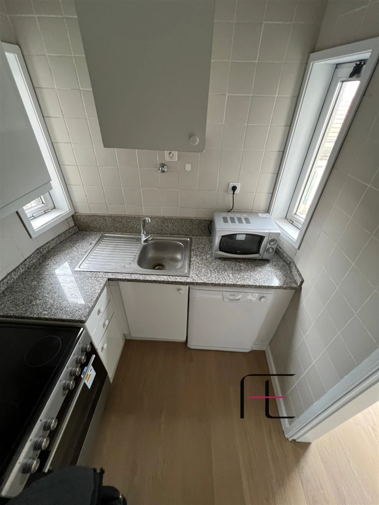 Apartamento T1 para Venda em Bonfim Foto 6