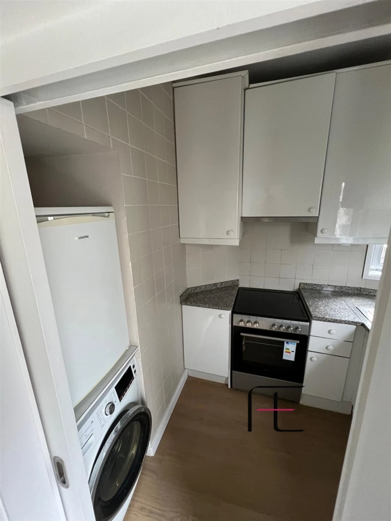 Apartamento T1 para Venda em Bonfim Foto 2