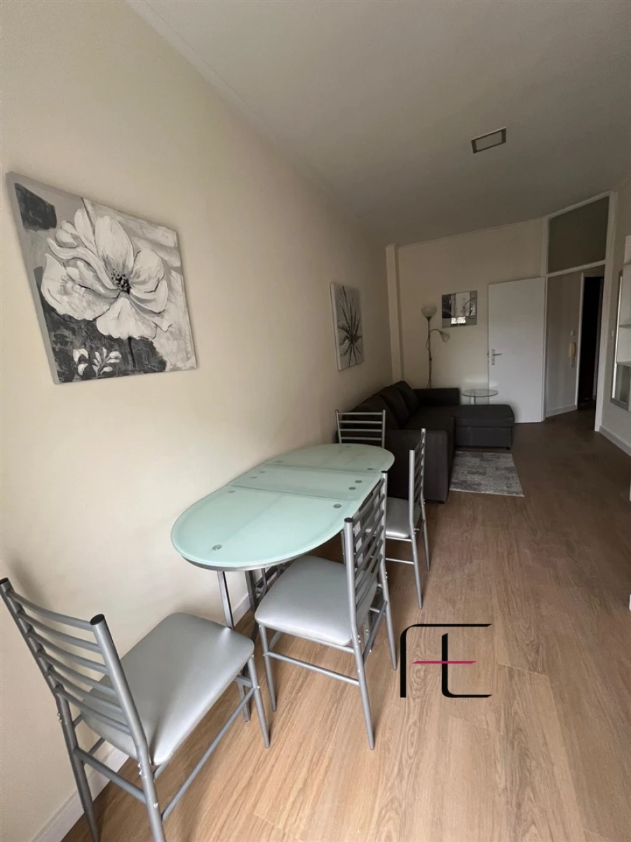 Apartamento T1 para Venda em Bonfim Foto 14