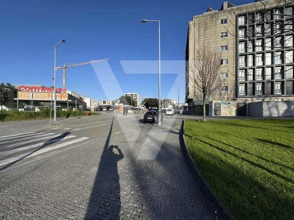 Apartamento T1 para Venda em Paranhos Foto 3