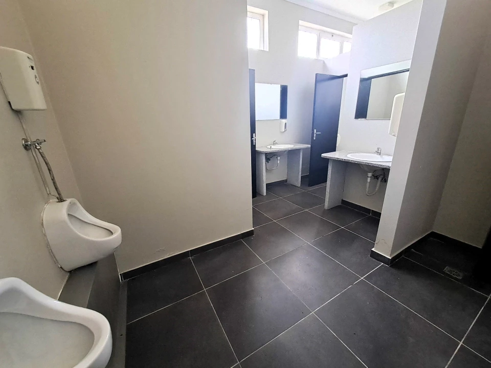 Armazém para Arrendamento em Vimioso Foto 15